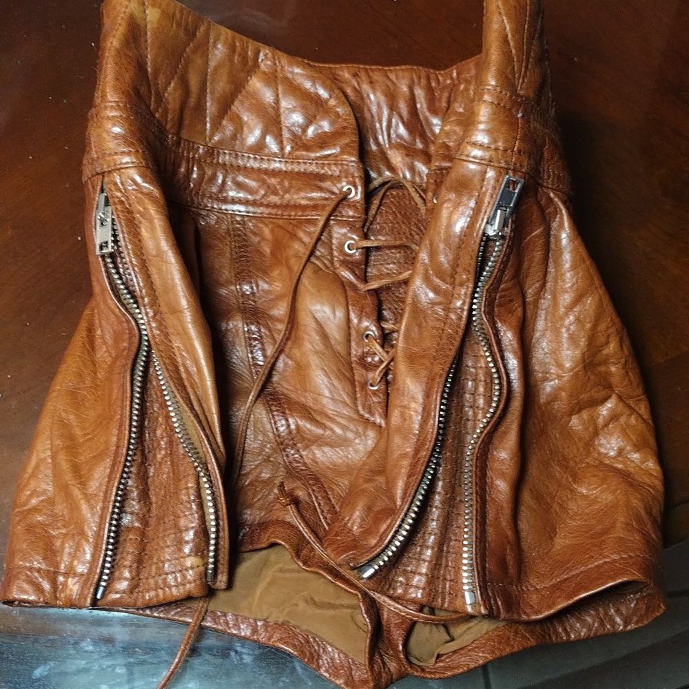 Alexander Wang Tan Leather Lace-Up High Waist Shorts - Picture 4 of 10